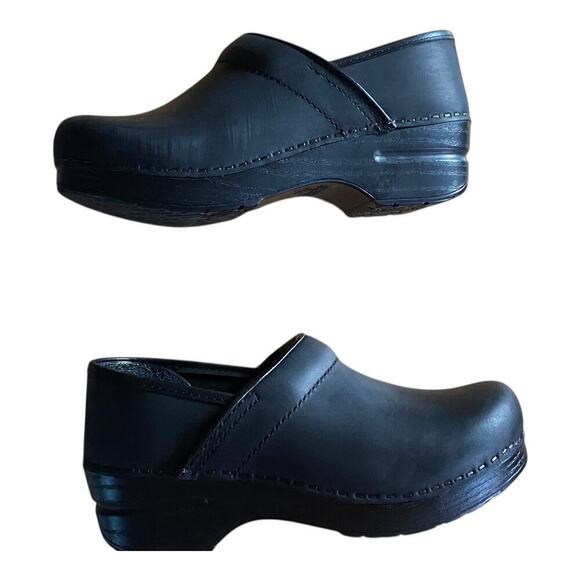Dansko Clogs Women's Solid Black Leather Nurse Slip-Ons Size EU 35 US 5 - Picture 2 of 11